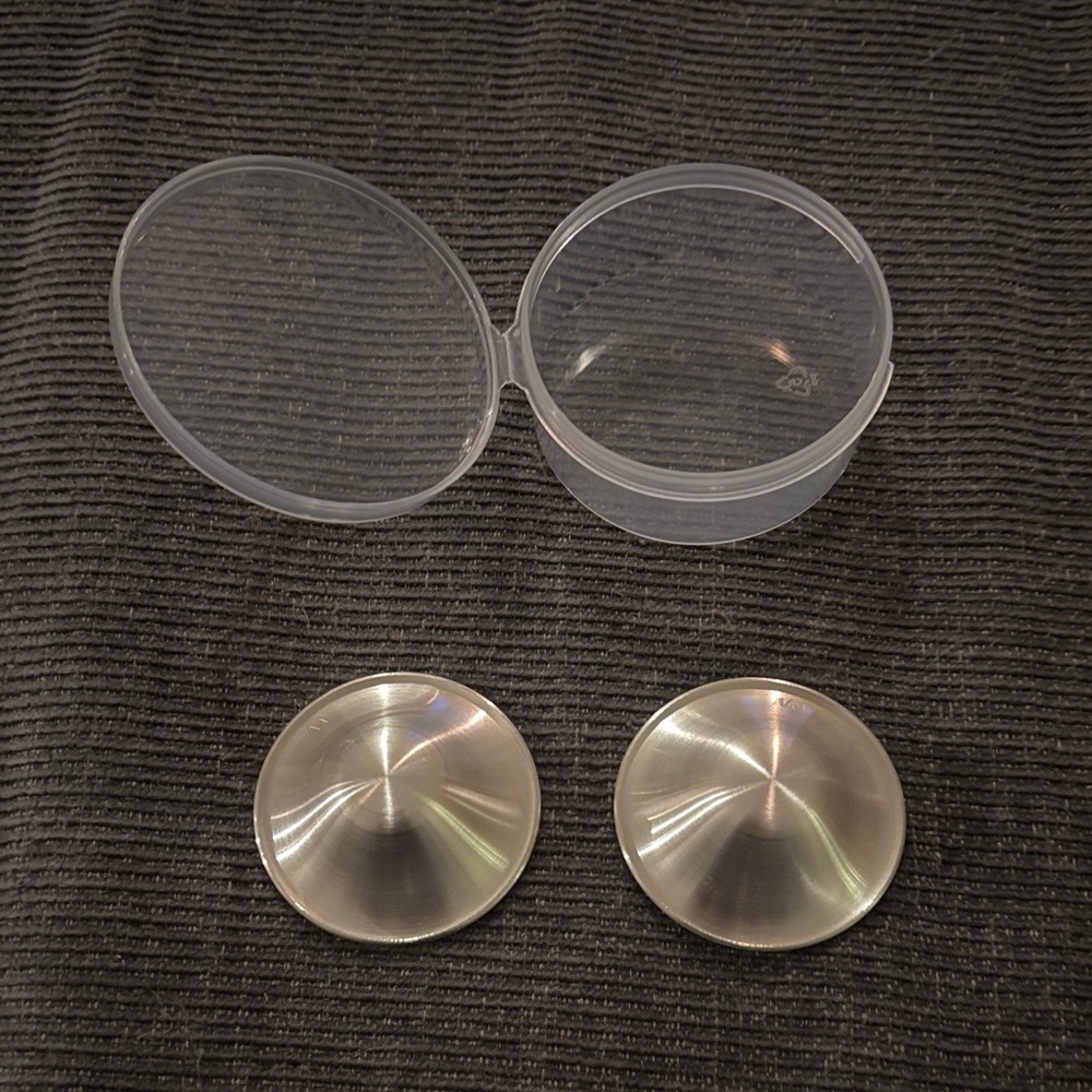 Willow Silverette Nursing Cups with case
